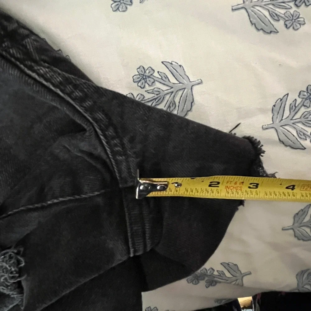 AGOLDE Dee High Rise Denim Shorts Washed Black Raw Hem 30 A083-1157